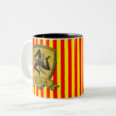 Sicilian Trinacria Black & Gold Tweekleurige Koffiemok (Voorkant links)