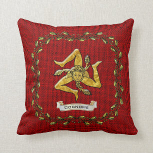 Sicilian Trinacria Olive Wreath Burlap Personalise Kussen