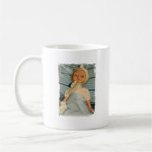 Sick Doll die in bed blijft staan "Haal het goed" Koffiemok (Links)
