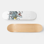 Sid riding Sharktopus skateboard (Horizontaal)