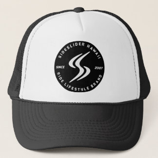 SIDESLIDER™ BRAND TRUCKER BLACK BADGE PET