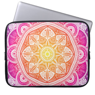 Sierbloemen mandala: kleurrijke vintage. laptop sleeve
