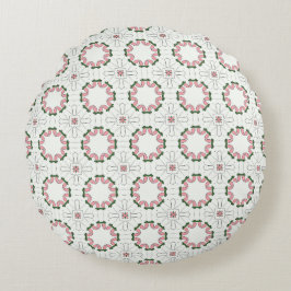 sierkussen met een geometrisch patroon rond kussen
