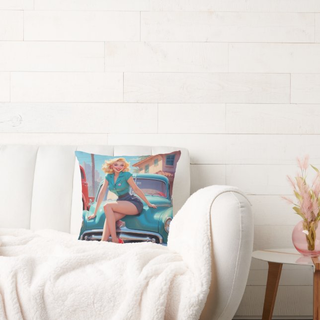 Sierkussen met  Pin-Up meisje (Bank)