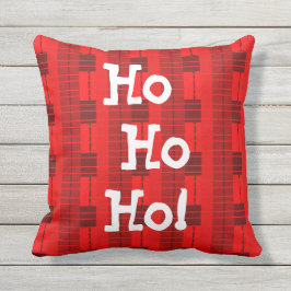 Sierkussen met rode spelden