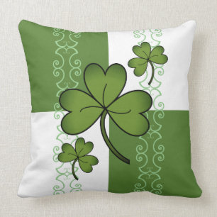 Sierkussen met schuifwiel en shamrock