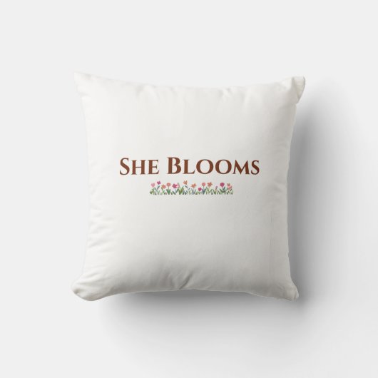 Sierkussen 'She Blooms' met decoratieve bloemenpri (Voorkant)