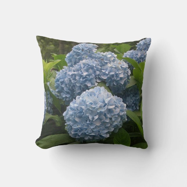 Sierkussen van blauwe hydrangea (Voorkant)