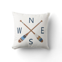 Sierkussen van geverfde paddle compass