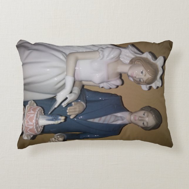 Sierkussen van het mooie Lladro Wedding Accent Kussen (Voorkant)