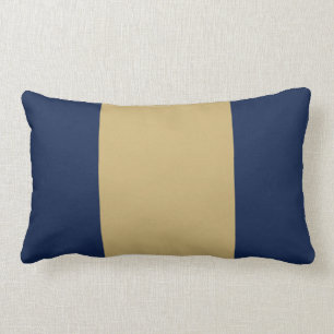 Sierkussen van koninklijk gebergte kussen