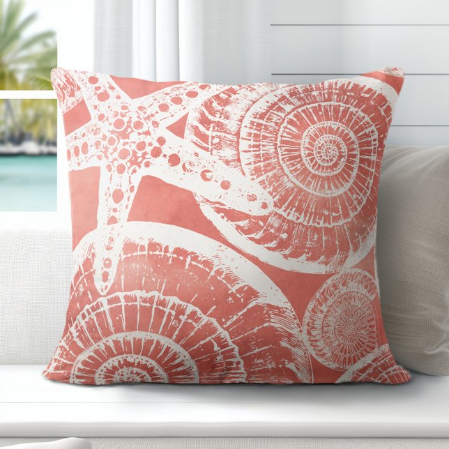 Sierkussen van koraalstaarten (Coastal Elegance Redefined: Explore Totally Coast's Exclusive Pillow Designs)