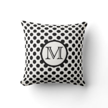 Sierkussen van Monogram Black en White Polka Dot