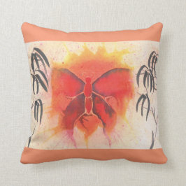 Sierkussen van vlinder en bamboe