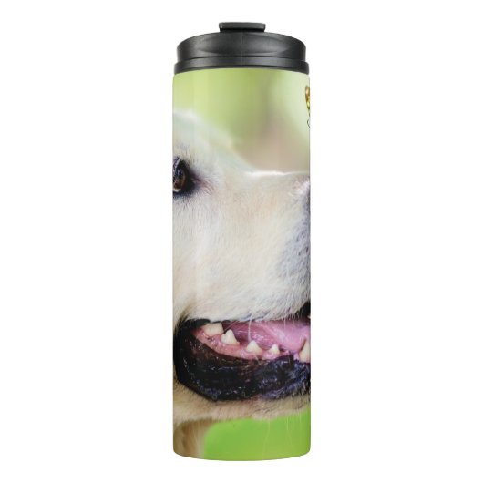 Sierkussen voor labrador en vlinder thermosbeker (Voorkant)