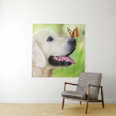 Sierkussen voor labrador en vlinder wandkleed (In situ)