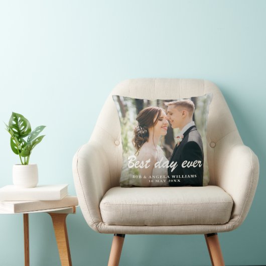 Sierkussen voor tweeledig bloemetjeshuwelijk (Stoel)