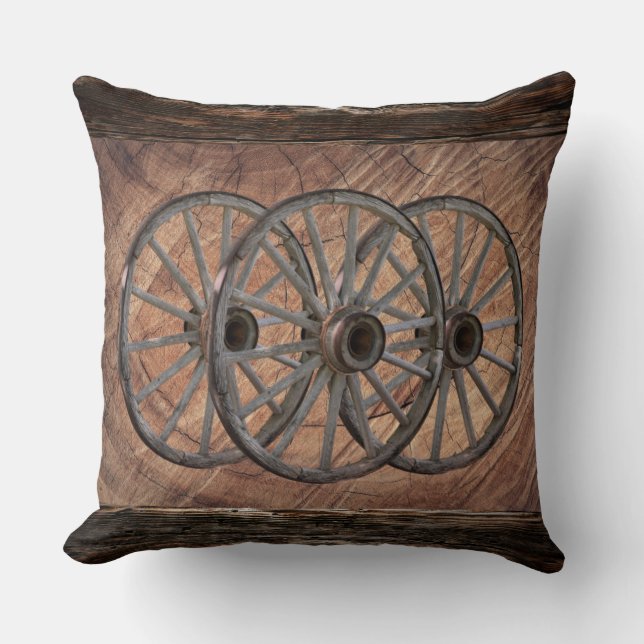 Sierkussen  Wooden Wagon Wheels (Voorkant)