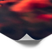 Sierlijk paard staat in een levendige weide bij de poster (Hoek)