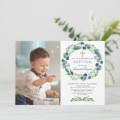 Sierlijke eucalyptusbladkrans jongensfoto doop kaart (Staand voorkant)