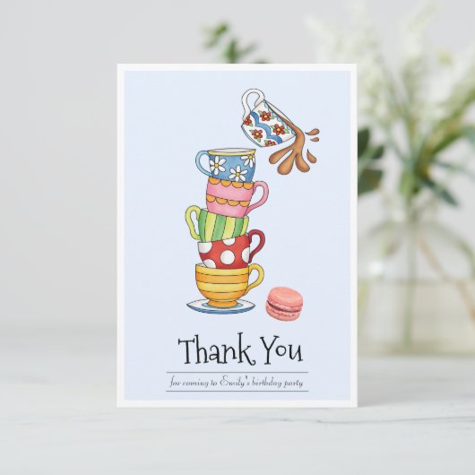 Sierlijke Stapel Theekopjes  Bedankkaart (Staand voorkant)