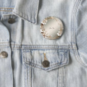Sierlijke witte bloemframeknop ronde button 5,7 cm (In situ)
