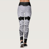 Sierlijke witte kant, geïsoleerde zwarte achtergro leggings (Achterkant)