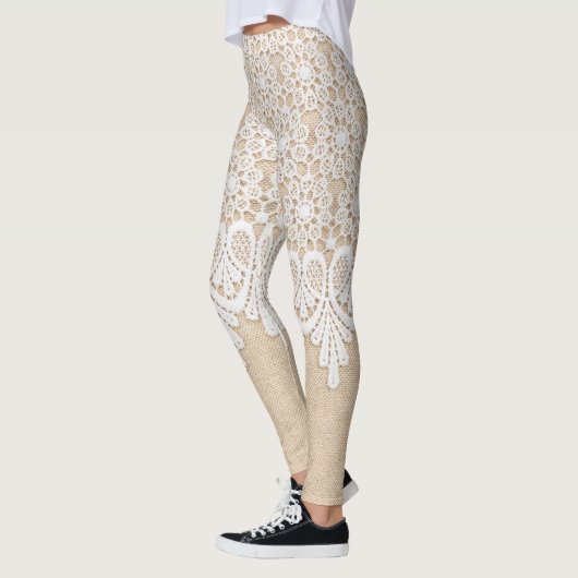 Sierlijke witte kant, stoffenontwerp. leggings (Links)