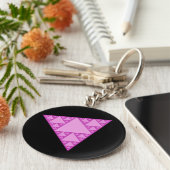 Sierpinski driehoek als roze driehoek LGBTQ+ Sleutelhanger (Zijkant)