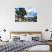 Sierra Juniper en Groene Bomen 2 Canvas Afdruk (Insitu (Slaapkamer))