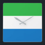 Sierra Leone Flag Vierkante Klok<br><div class="desc">De Sierra Leone is een horizontale driehoek. De gebruikte kleuren in de vlag zijn blauw,  groen,  wit. Het aandeel van de Sierra Leone is 2:3. De vlag van Sierra Leone is in 1961 aangenomen.</div>