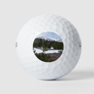 Sierra Nevada bergen en sneeuw op Yosemite Golfballen