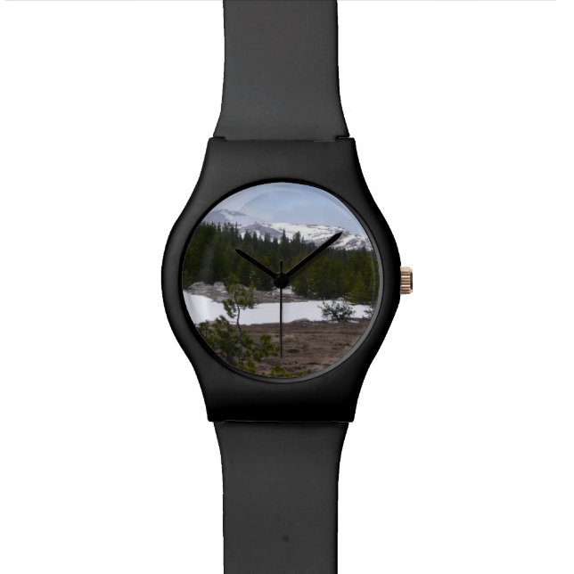 Sierra Nevada bergen en sneeuw op Yosemite Horloge (Close Up)