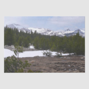 Sierra Nevada bergen en sneeuw op Yosemite Tissuepapier