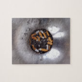 Sigarette Butts in Silver Smokers Ashtray, Funny Legpuzzel (Horizontaal)