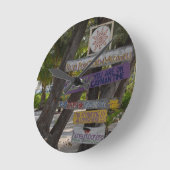 Sign post Rum Point Grand Cayman Ronde Klok (Hoek)