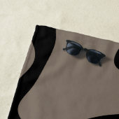 Signalen op afstand: Abstract zwart & grijs Strandlaken (In situ)