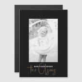 Signature Cheer Chic Black New Years Fotokaart Magnetische Uitnodiging (Voorkant / Achterkant)