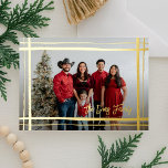 Signature Gift Wrapped Photo Lijst Folie Feestdagenkaart<br><div class="desc">Dit volledige fotoontwerp is elegant, modern en eenvoudig en biedt handgeborstelde randen in uw keuze uit Gold, Silver en Roos Gold Foils die uw foto lijsten, met een gepersonaliseerde moderne versie van het penseelscript rechts onderaan. Een het langzaam verdwijnen gradiënt bekleedt uw foto om de tekst te benadrukken. Een hand...</div>