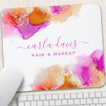 Signature Script roze Oranje Alcohol Ink Muismat<br><div class="desc">Elegant roze oranje alcoholinkt handgeschreven stijl kalligrafie professioneel design. Perfect voor make-up artiesten,  haarstylists,  cosmetologen en nog veel meer!</div>