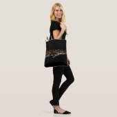 Signature Tote Bag (Op model)