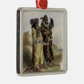 Sih-Chida en Mahchsi-Karehde, Mandan Indians, pla Metalen Ornament (Rechts)