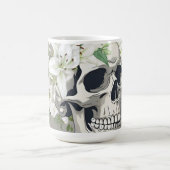 Silent Bloom: Schedel en witte lelies Koffiemok (Center)
