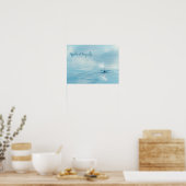 Silent Drift: Paardenbloem Zaad op Water Poster (Keuken)