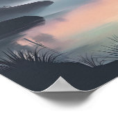 Silent Horizon – Misty Sunrise boven Mountain Lake Poster (Hoek)