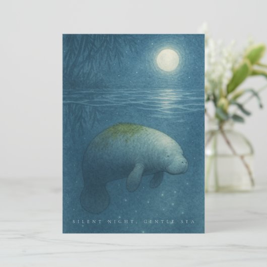 Silent Night, Gentle Sea – Peaceful Manatee Feestdagenkaart (Staand voorkant)