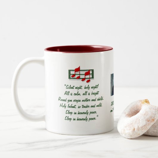 Silent Night Hymn Mok met tweetone koffie (Met donut)
