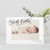 Silent Nights Meestal Baby Foto Holiday Birth Aankondiging (Staand voorkant)