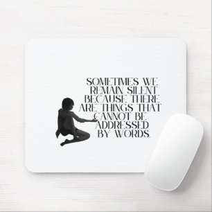 Silent Pain - Minimalistisch Emotioneel Quote Ontw Muismat