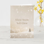 Silent Snow, Soft Glow;Minimalist ElegantChristmas Kaart (Gele Bloem)